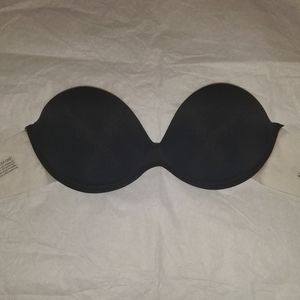 Strapless/sticky bra